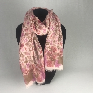 Louis Vuitton Monogram Shawl Rose Beige - La Garderobe | Second hand