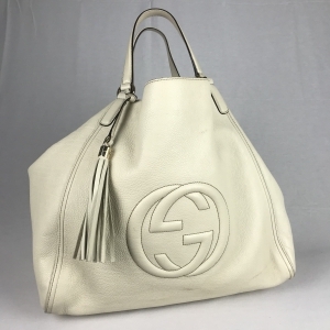 Gucci Handtas Crème XXL - La Garderobe | Second hand